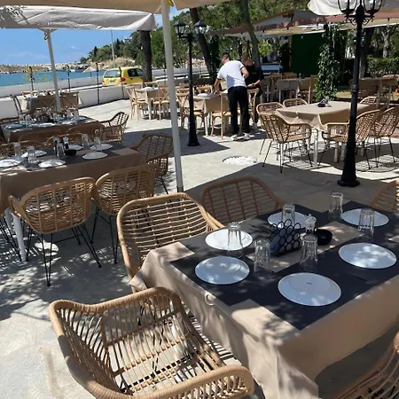 B Apartamento Nea Karvali