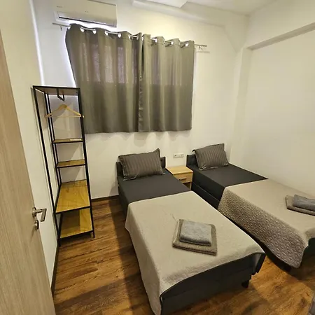 B Nea Karvali